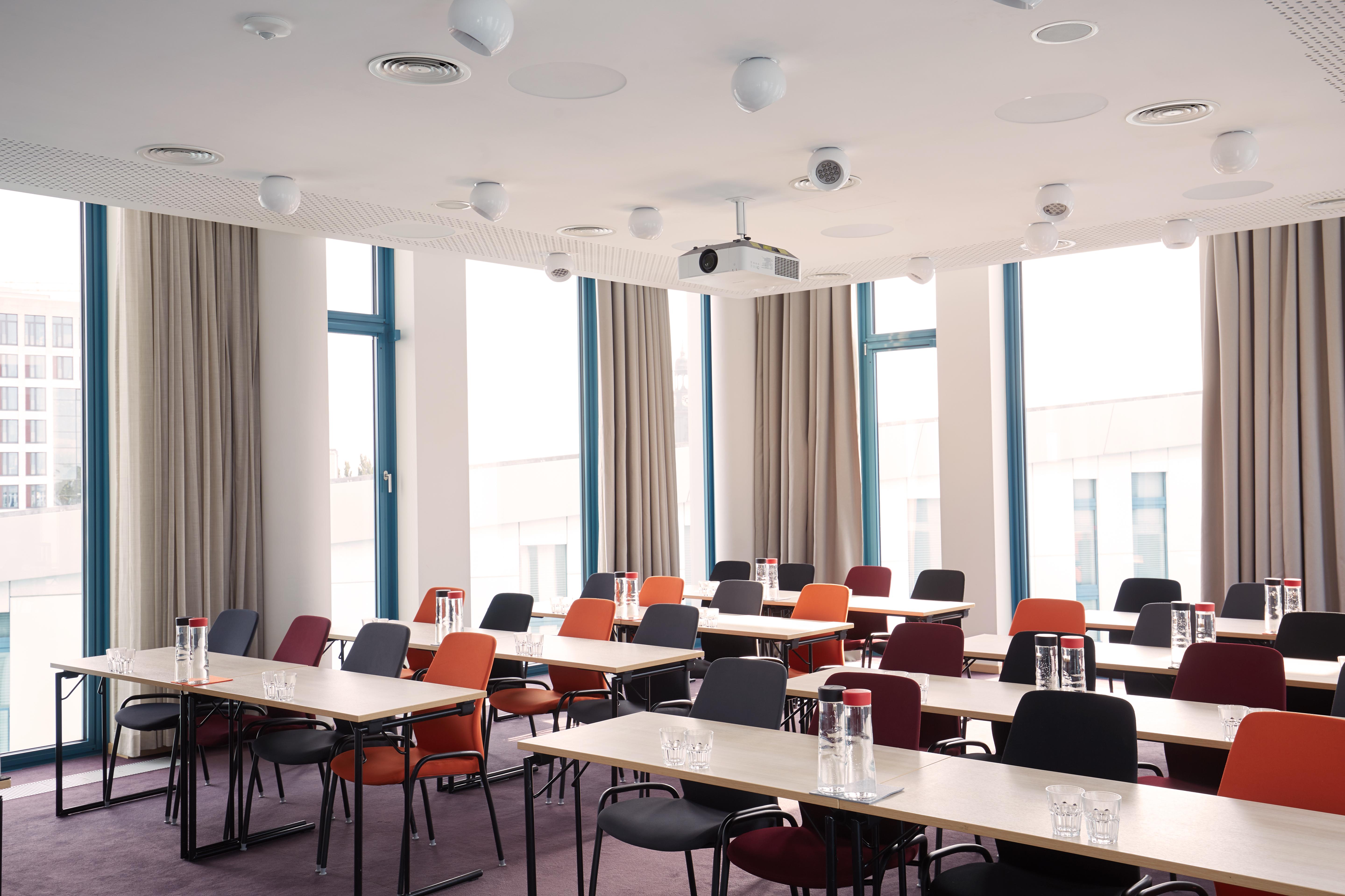 Scandic Hamburg Emporio Екстериор снимка