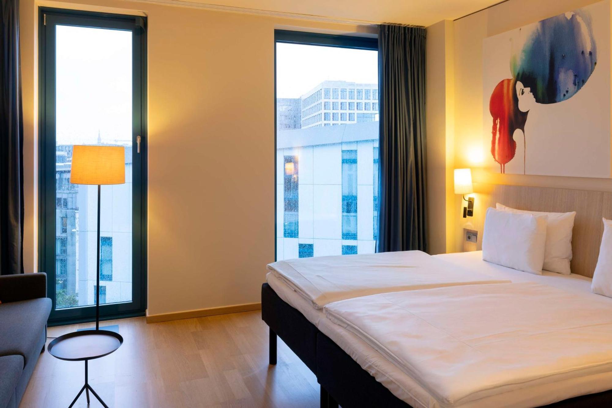 Scandic Hamburg Emporio Екстериор снимка