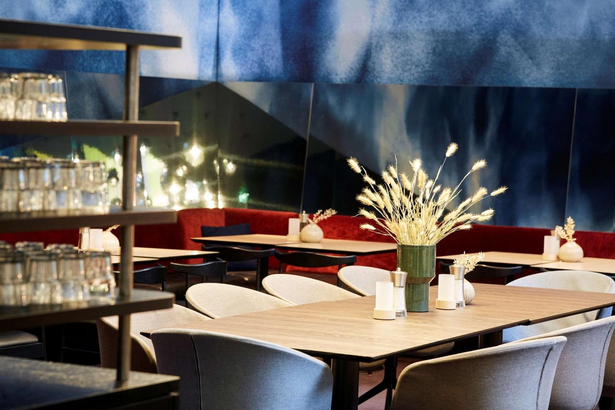 Scandic Hamburg Emporio Екстериор снимка