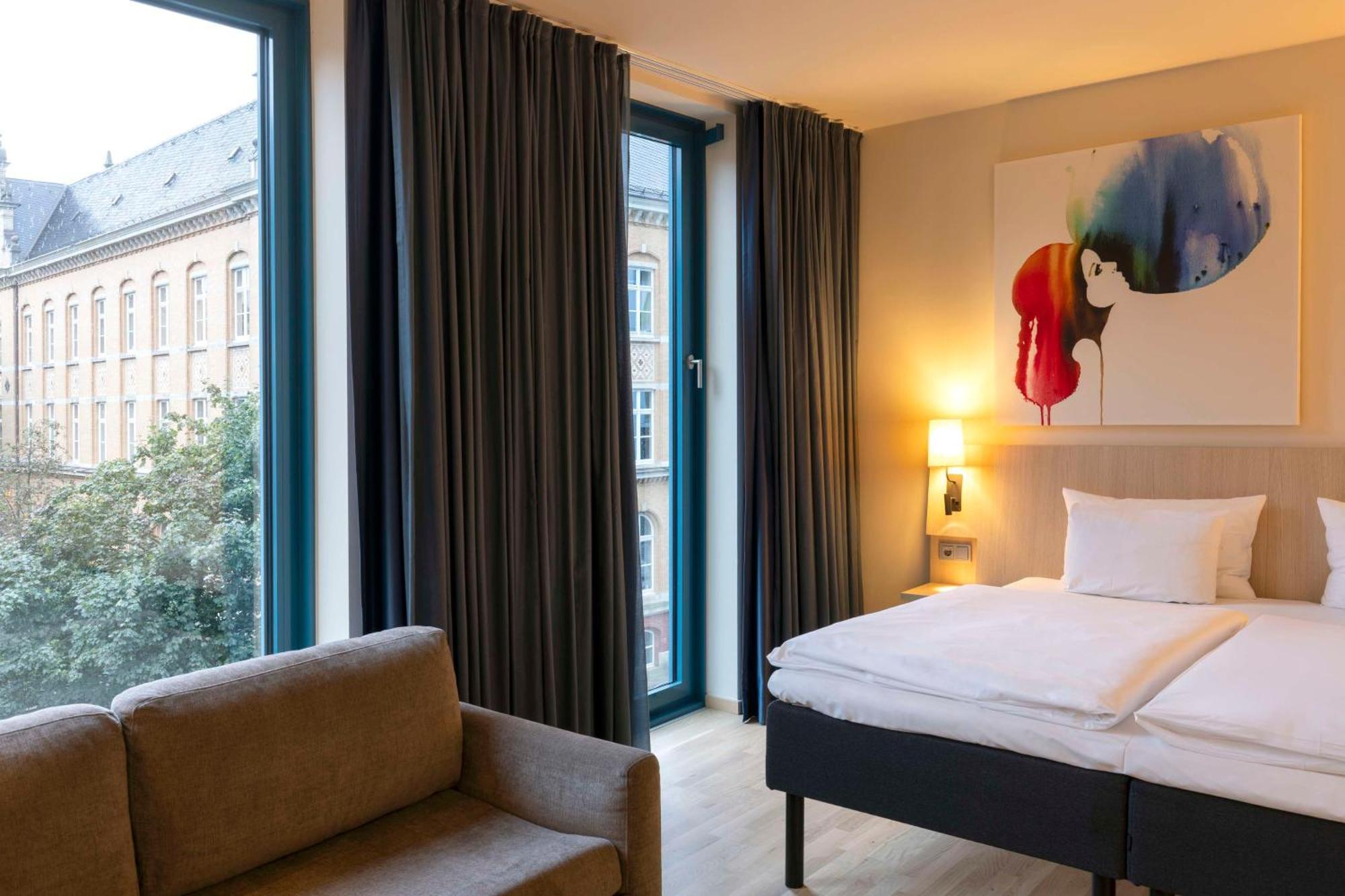 Scandic Hamburg Emporio Екстериор снимка