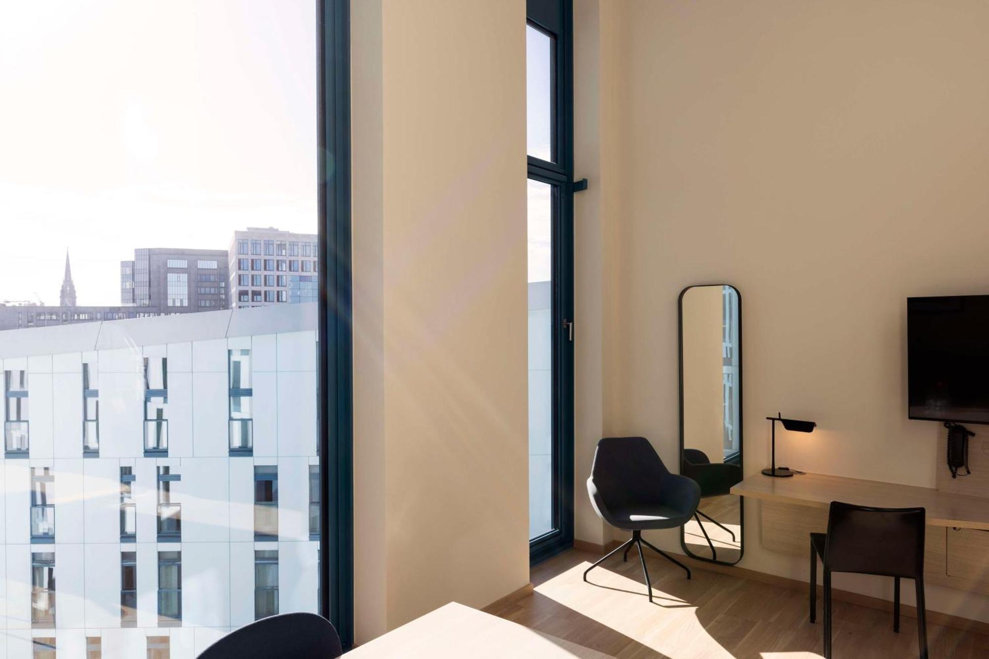 Scandic Hamburg Emporio Екстериор снимка