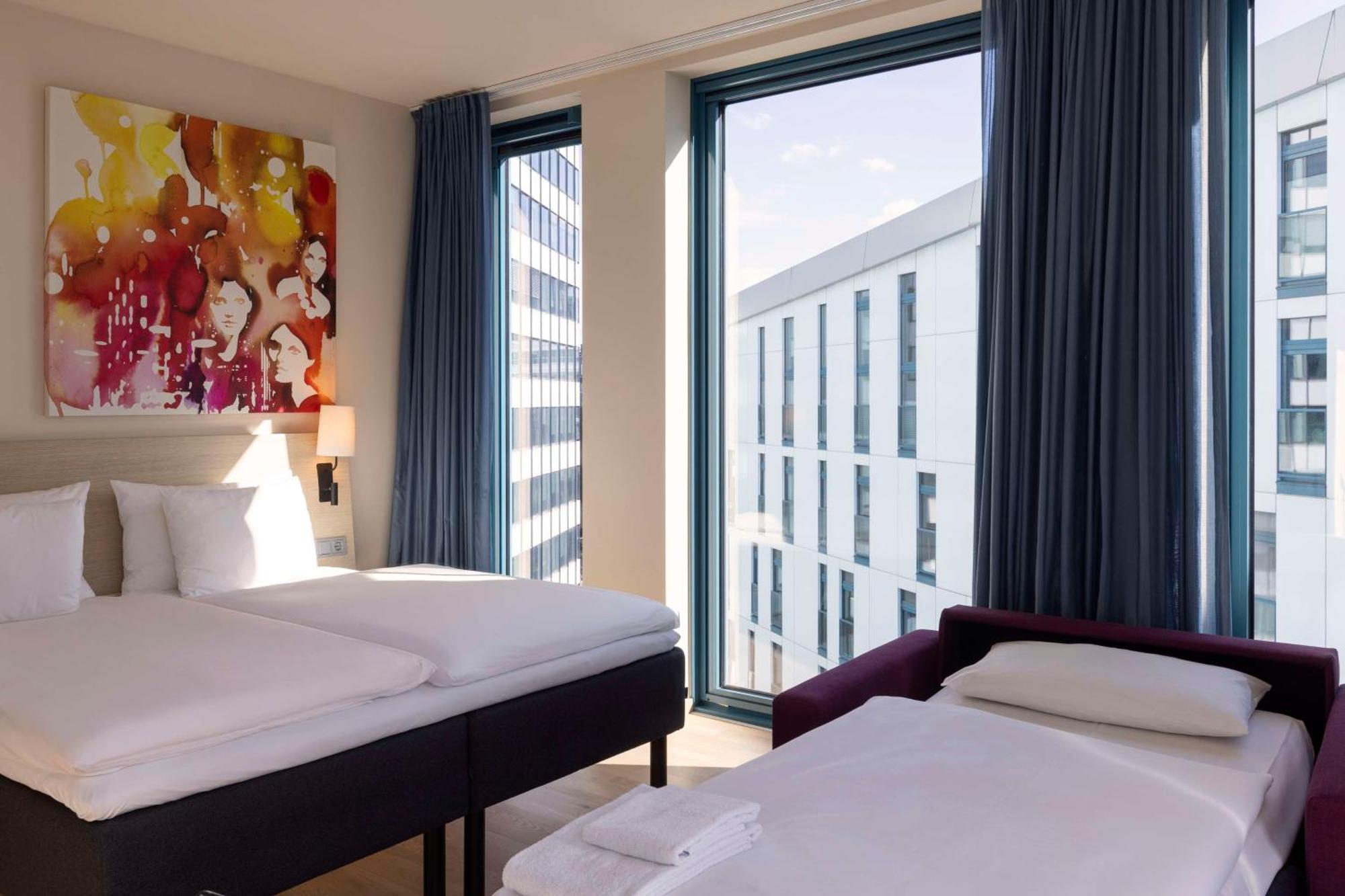 Scandic Hamburg Emporio Екстериор снимка