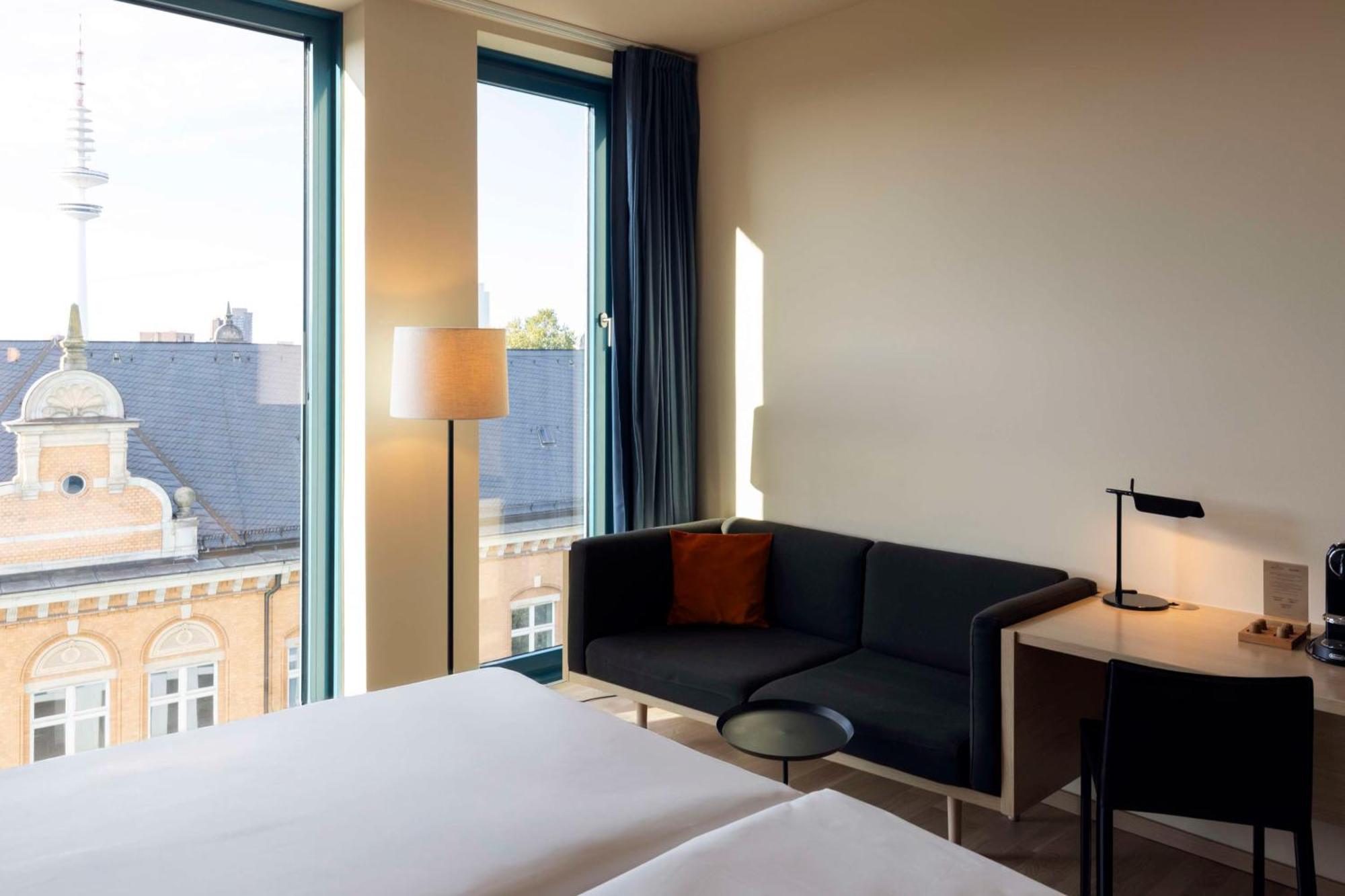 Scandic Hamburg Emporio Екстериор снимка