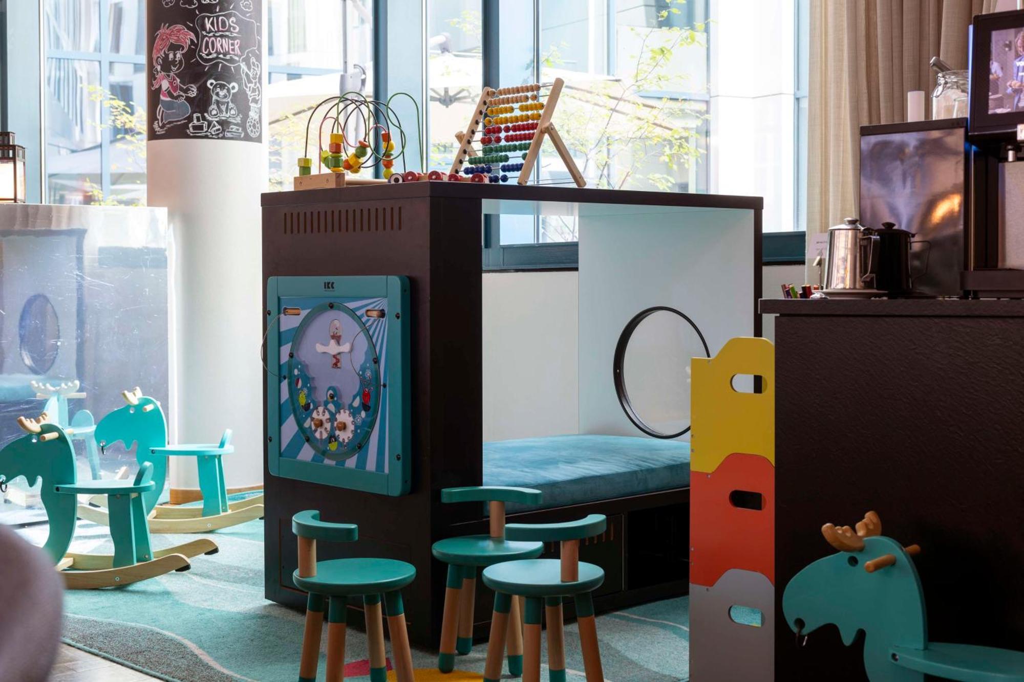 Scandic Hamburg Emporio Екстериор снимка